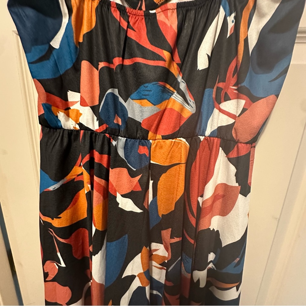 Colorful Dress - Picture 4 of 6